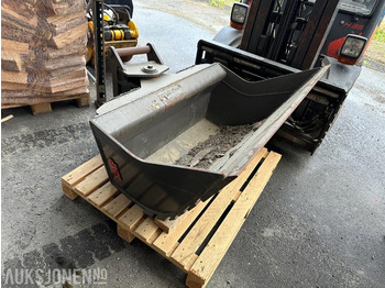  2019 SMP Tiltskuffe //hydraulisk pusskuffe - Attachment