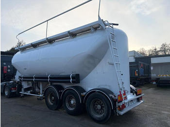 Spitzer - Tank semi-trailer