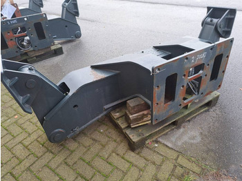 Hyundai Outrigger for wheel excavator - Frame/ Chassis