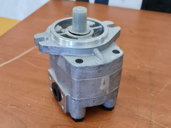  KOMATSU D65 EX12 (BOMBA DEL CONVERTIDOR) - Transmission