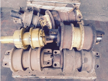  KOMATSU D355-3 (RODILLOS DE RODAJE) - Undercarriage parts