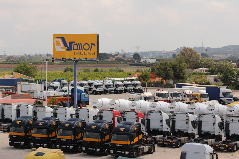 VALLOR TRUCKS S.L.U. - vehicles for sale undefined: picture 2