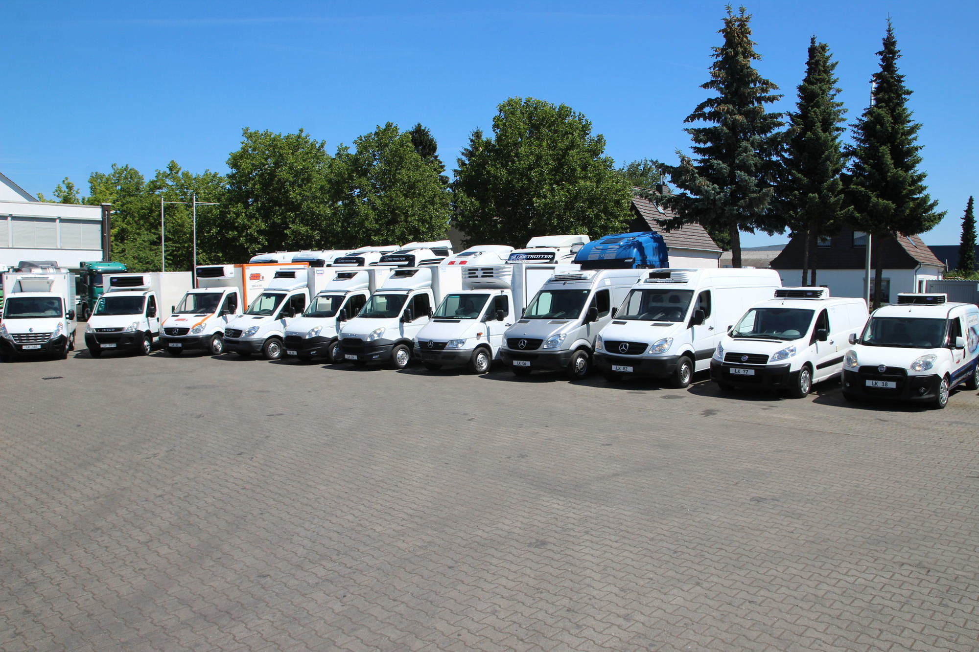 Yourtrucks GmbH - Trailers - Year: 2018 undefined: picture 4