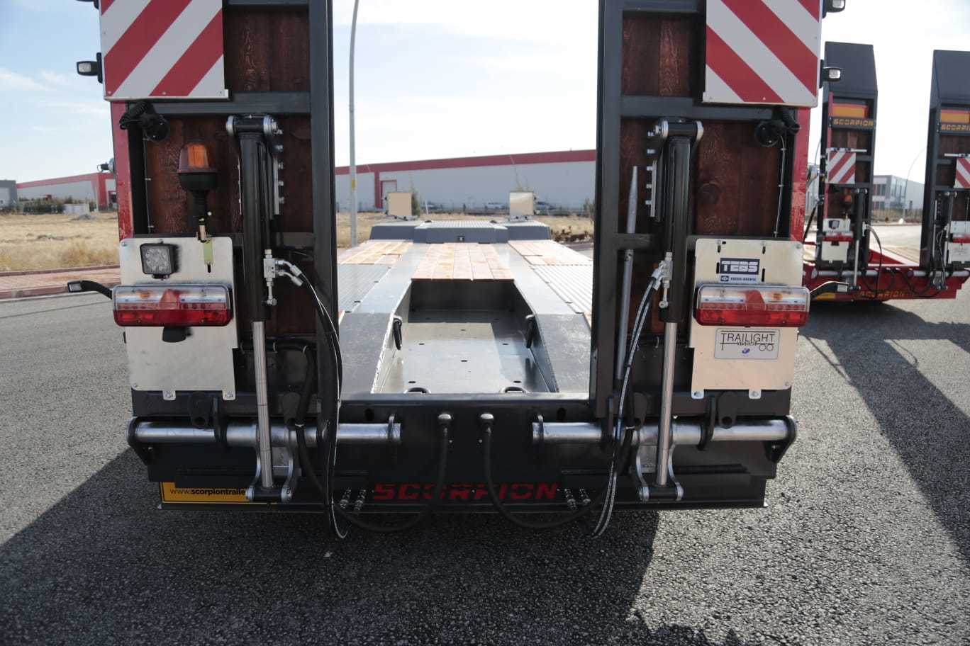 SCORPION TRAILER undefined: picture 17