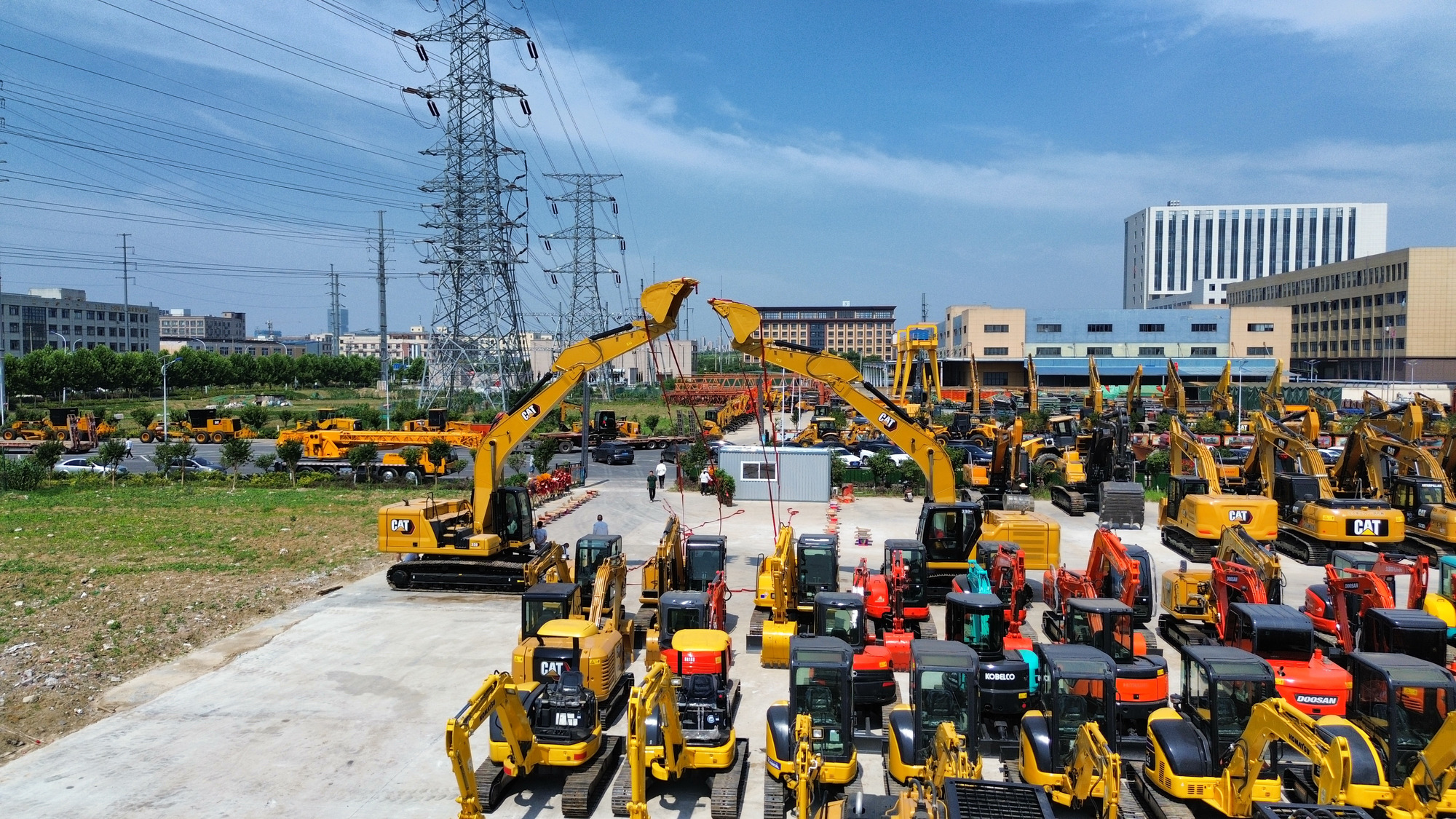 Toaks International Trading Company - Construction machinery CATERPILLAR 140K undefined: picture 4