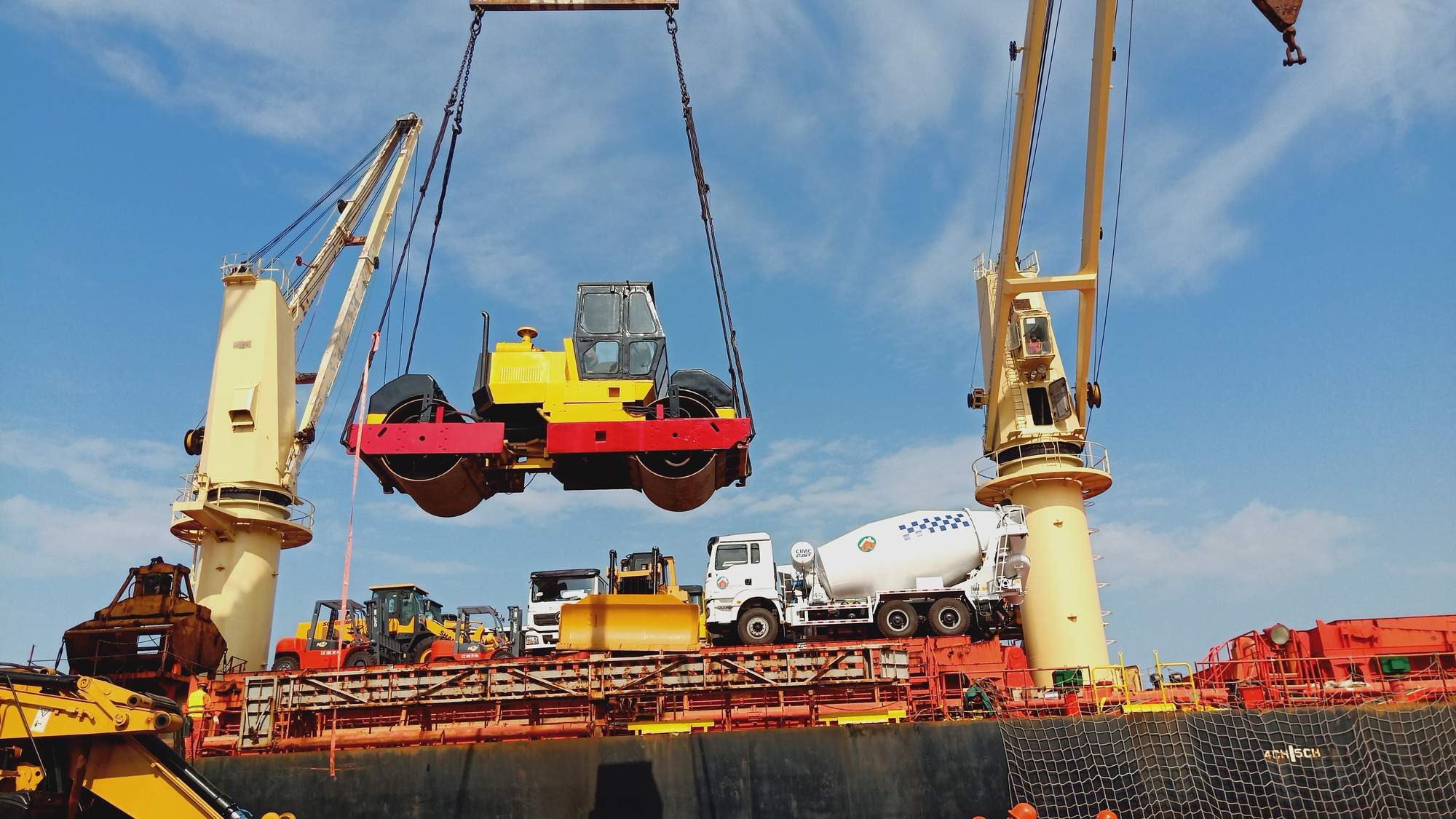 Toaks International Trading Company - Construction machinery CATERPILLAR 140K undefined: picture 13