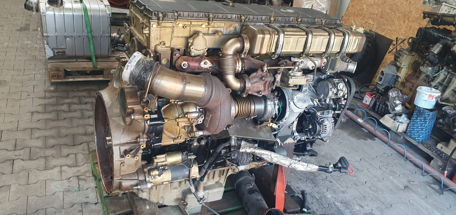 ENTECH SERVICE SPÓŁKA Z OGRANICZONĄ ODPOWIEDZIALNOŚCIĄ - Spare parts DEUTZ undefined: picture 1