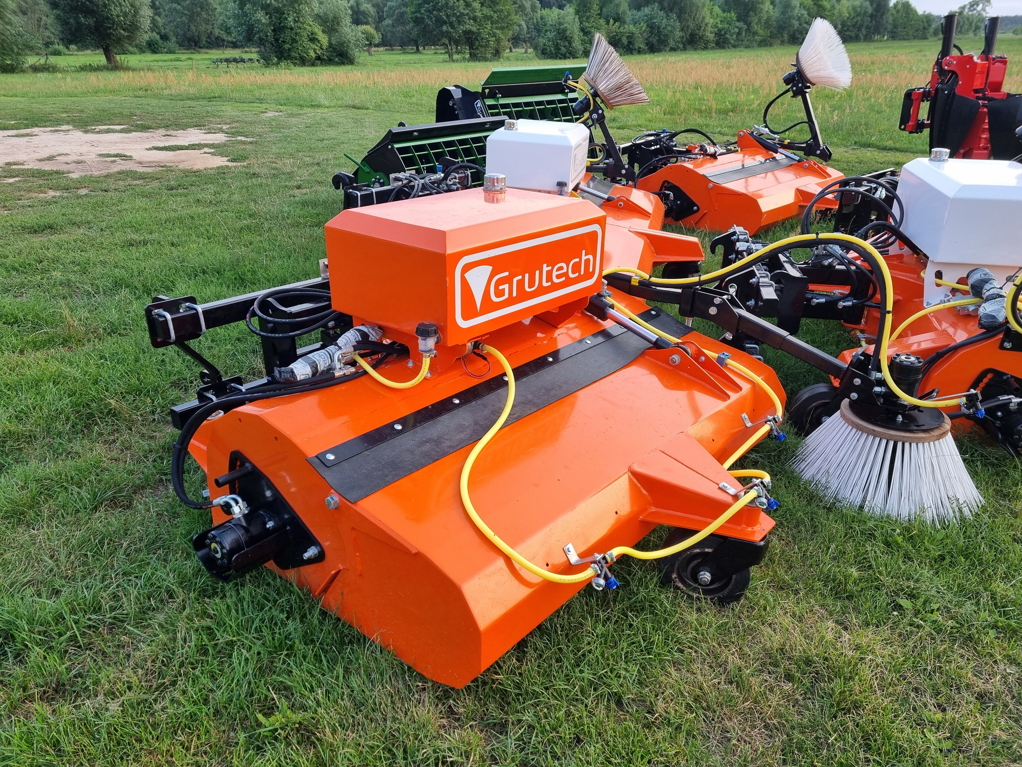 Grutech Krzysztof Grużewski undefined: picture 2