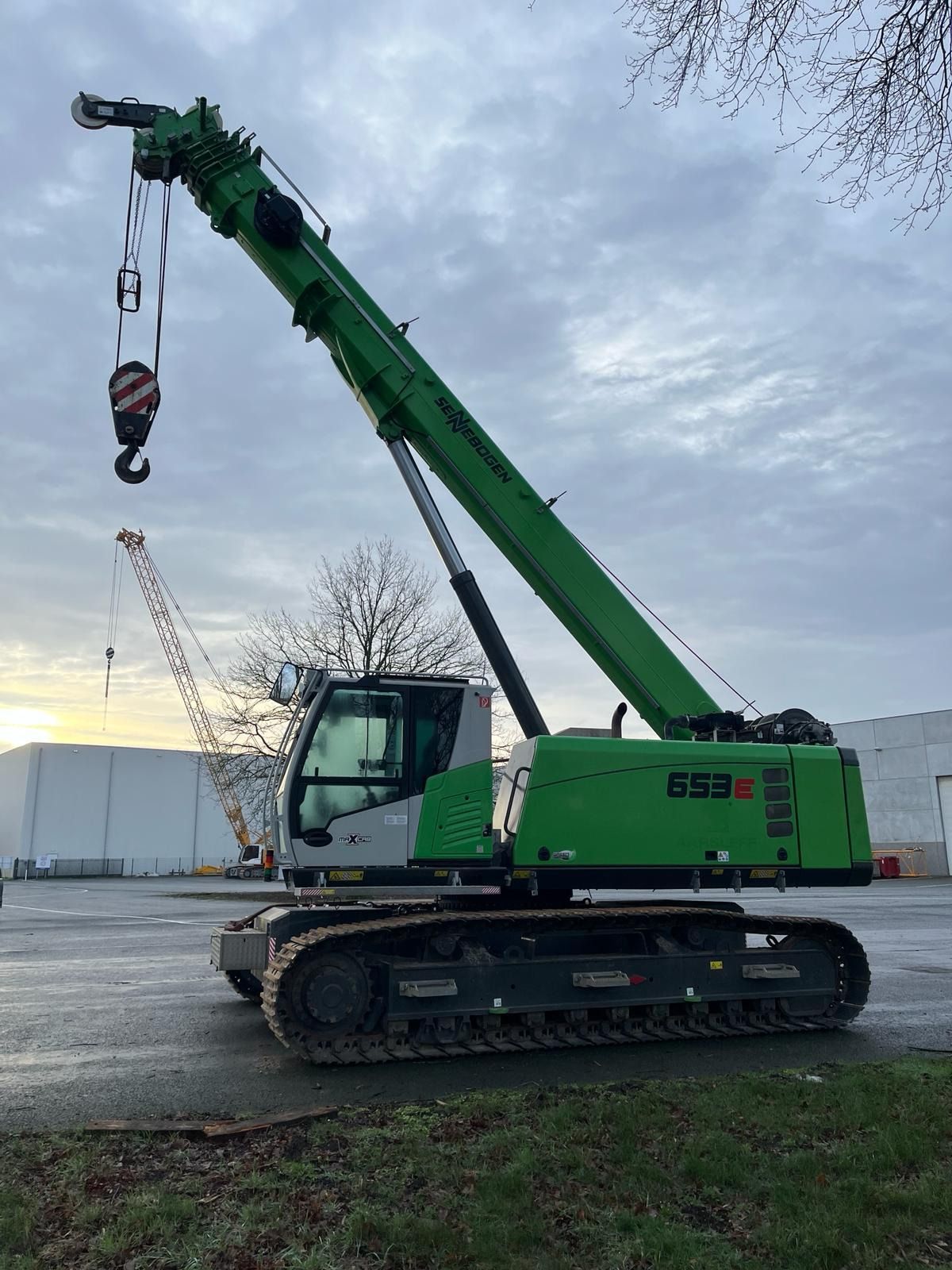 PVE CRANE RENTAL B.V. undefined: picture 6