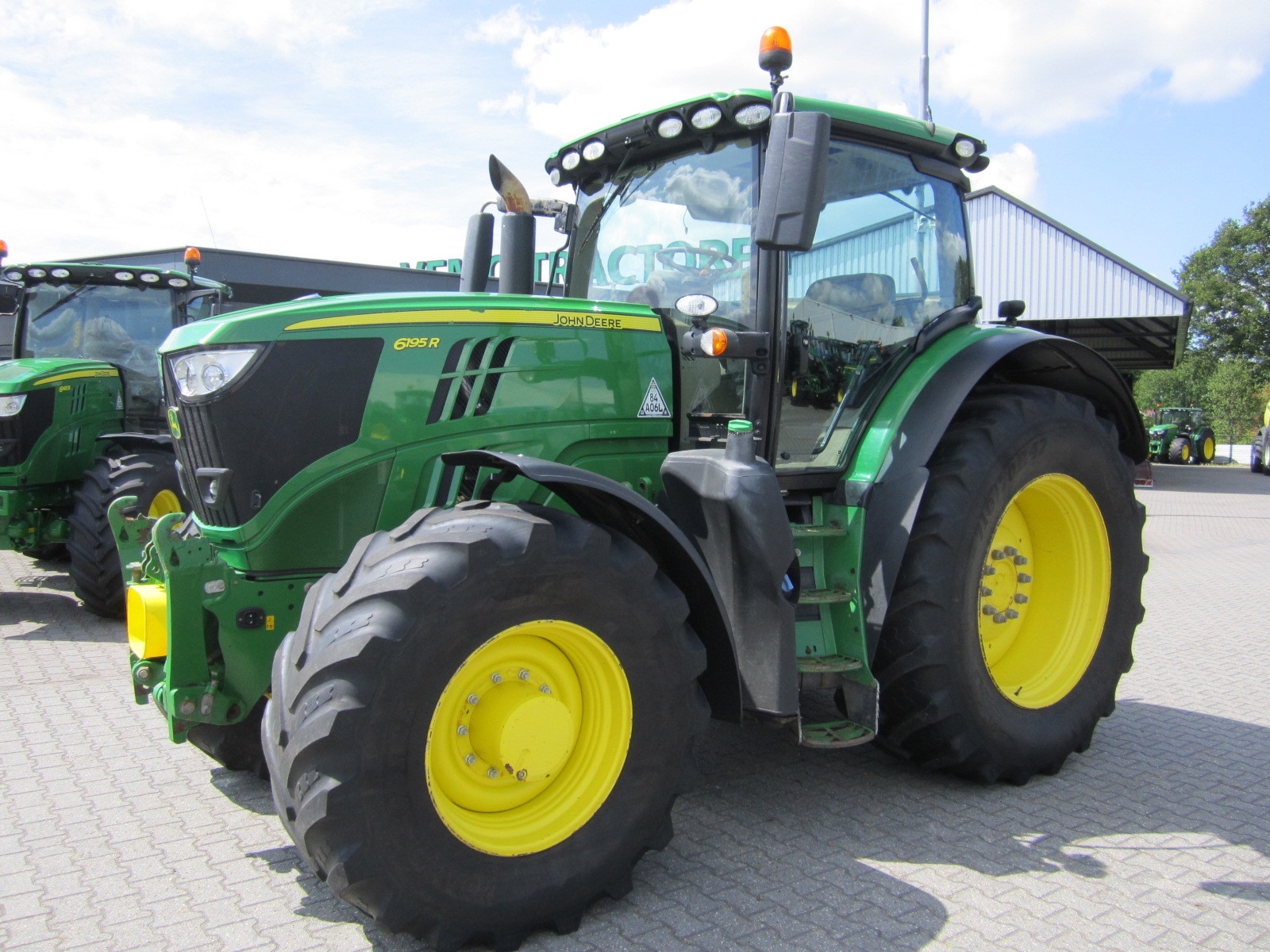 Vemo Tractoren BV - vehicles for sale undefined: picture 18