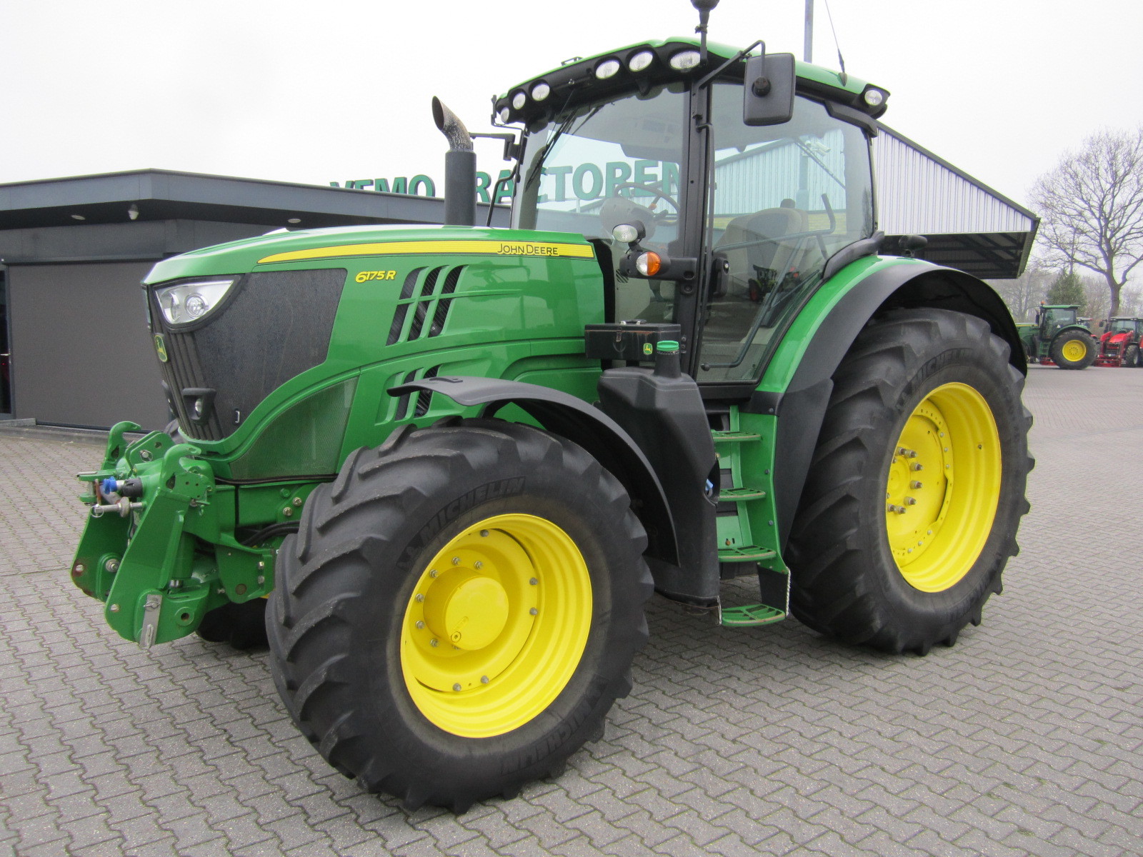 Vemo Tractoren BV - vehicles for sale undefined: picture 9