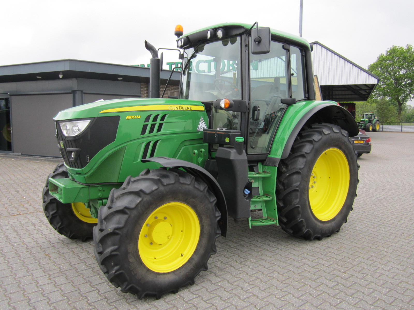 Vemo Tractoren BV - vehicles for sale undefined: picture 11