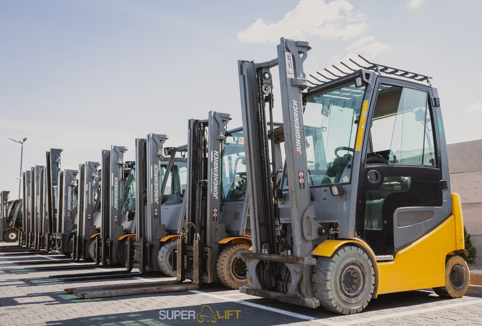 SUPERLIFT - Material handling equipment - Year: 2014 undefined: picture 15