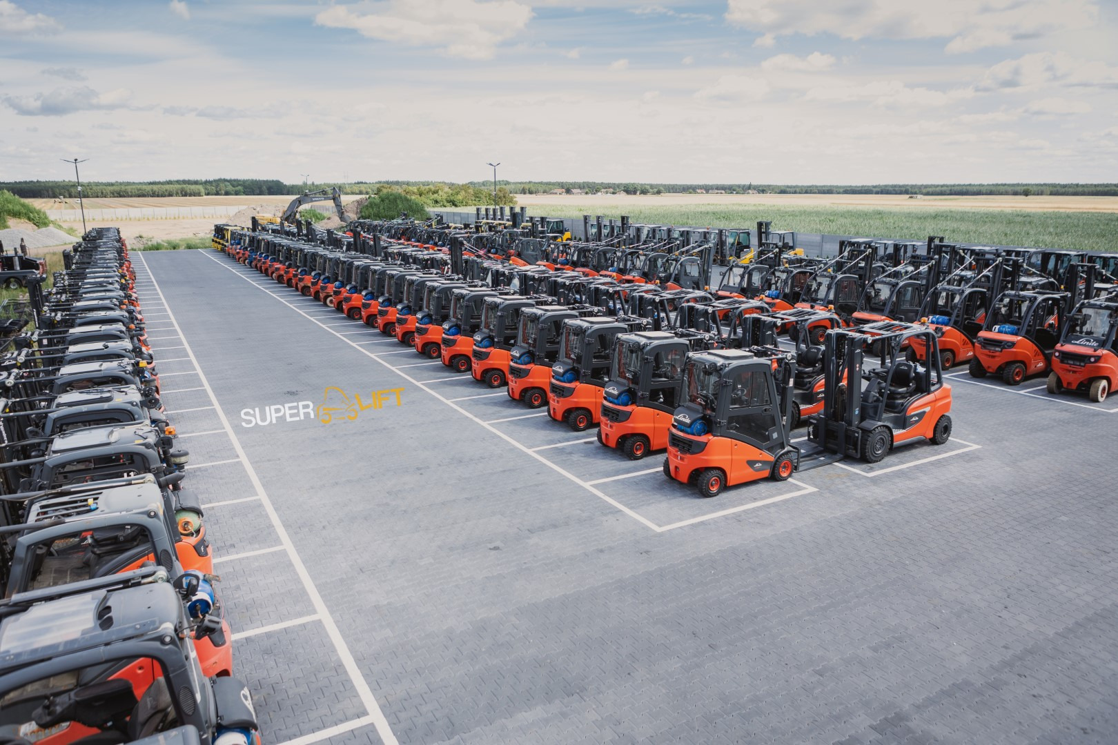 SUPERLIFT - Material handling equipment - Year: 2014 undefined: picture 2