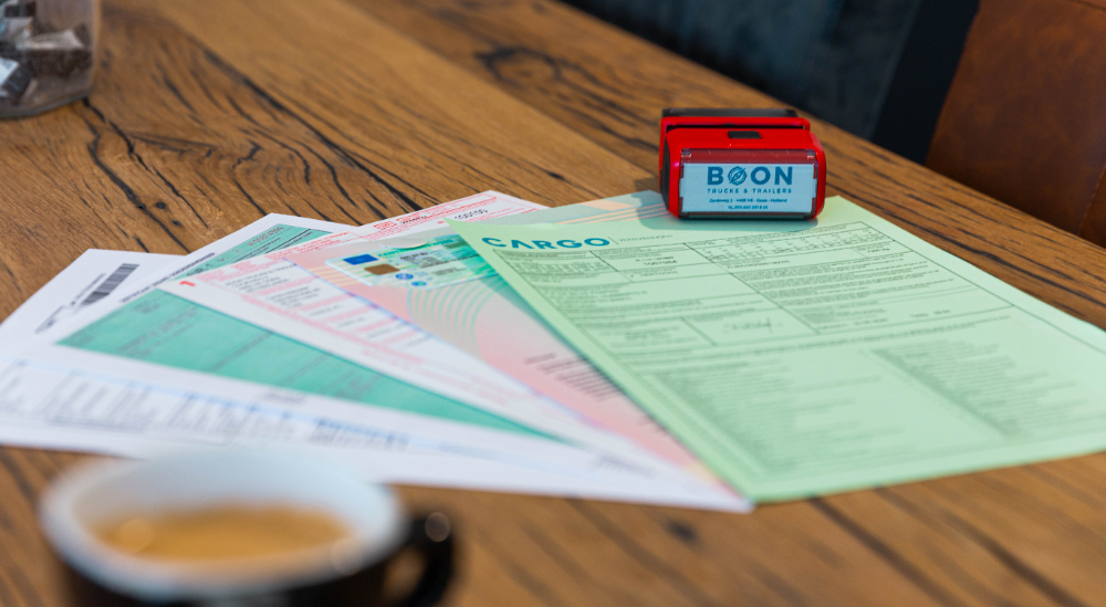 Louis Boon Trucks & Trailers BV - Tractor units - Euro 4 undefined: picture 3