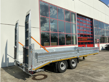 Low loader trailer Möslein  Neuer 13 t Tandemtieflader, Stahl- Boden: picture 3