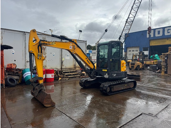 Mini excavator BOBCAT E50