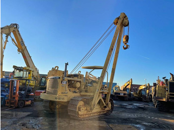 Pipe layer CATERPILLAR