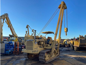 Pipe layer CATERPILLAR