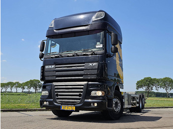 Cab chassis truck DAF XF 105 460