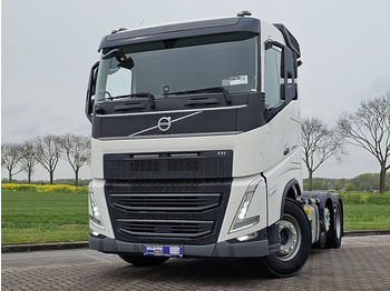 Tractor unit VOLVO FH 500