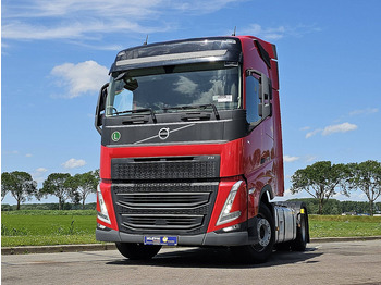 Tractor unit VOLVO FH 500