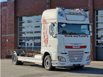 Container transporter/ Swap body truck DAF XF