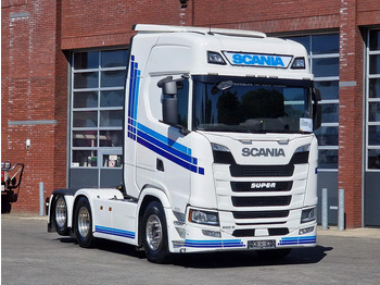 Tractor unit SCANIA S 500