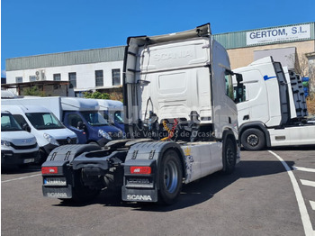 Tractor unit SCANIA R450: picture 3