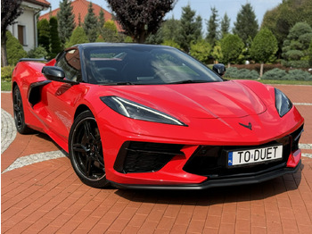 Convertible Chevrolet Corvette: picture 2