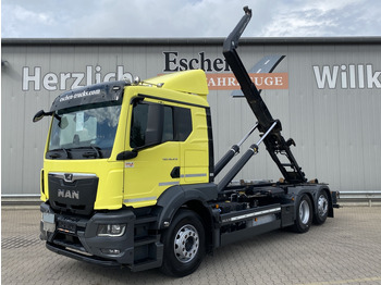 Hook lift truck MAN TGS 26.470