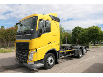 Container transporter/ Swap body truck VOLVO FH 26.420 6x2 BDF LBW KLIMA AHK: picture 3
