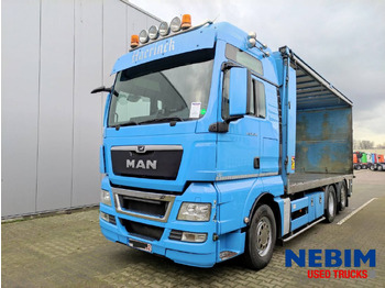 Curtainsider truck MAN TGX 26.440