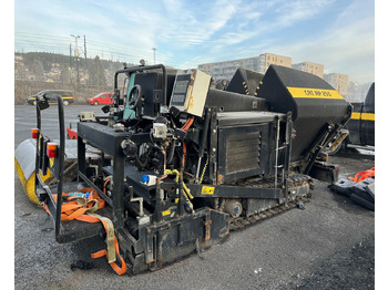 Asphalt paver CATERPILLAR