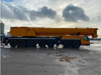 Mobile crane LIEBHERR