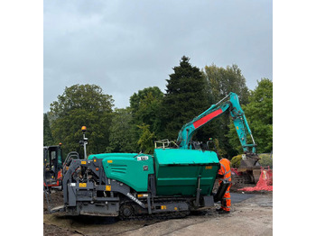 Asphalt paver VÖGELE