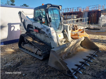 Compact track loader BOBCAT