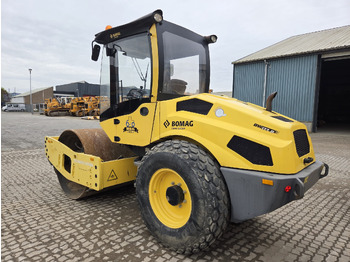 Compactor BOMAG
