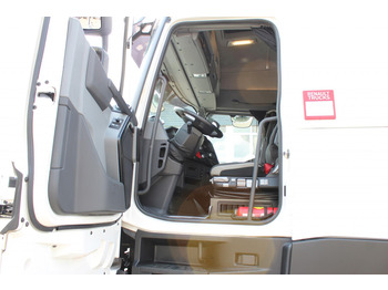 Leasing of Renault T 520 E6 High Sleeper Retarder Kühlbox  VIN: LD Renault T 520 E6 High Sleeper Retarder Kühlbox  VIN: LD: picture 3