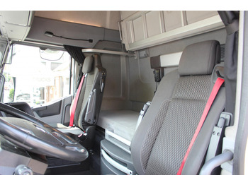Leasing of Renault T 520 E6 High Sleeper Retarder Kühlbox  VIN: LD Renault T 520 E6 High Sleeper Retarder Kühlbox  VIN: LD: picture 4
