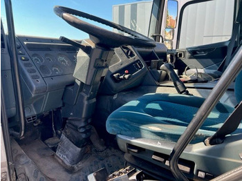 Container transporter/ Swap body truck DAF 65.210 FA65.210: picture 4