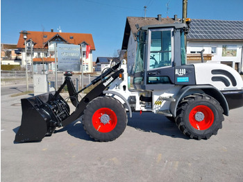 Wheel loader BOBCAT