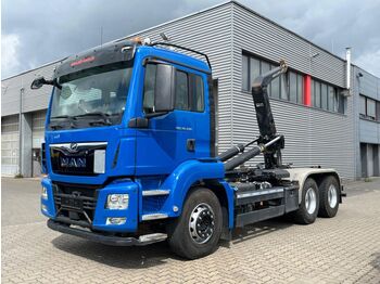 Hook lift truck MAN TGS