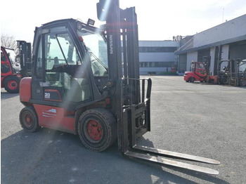 Diesel forklift NISSAN