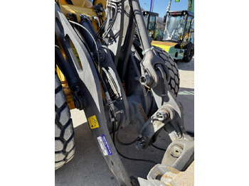 Wheel loader Volvo L90H: picture 5