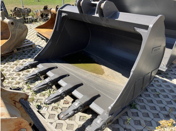 Backhoe loader VOLVO