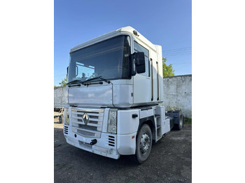 Tractor unit RENAULT Magnum 440: picture 4