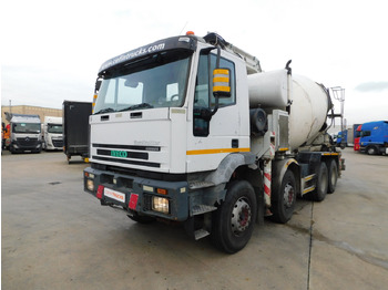 Concrete mixer truck IVECO