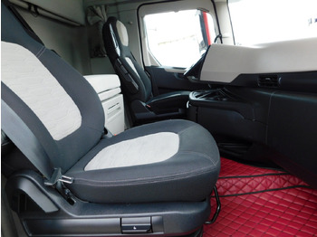 Tractor unit Ford F max 4x2 scab e6 12tx2620: picture 5