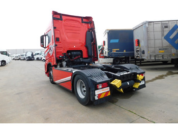 Tractor unit Ford F max 4x2 scab e6 12tx2620: picture 4